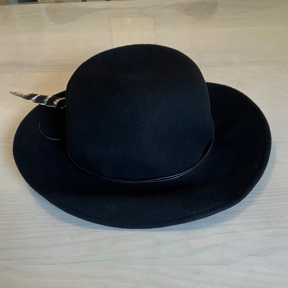 NWT Brooks Boswell Felt Wool Hat with Feather Size S Black - Picture 4 of 6